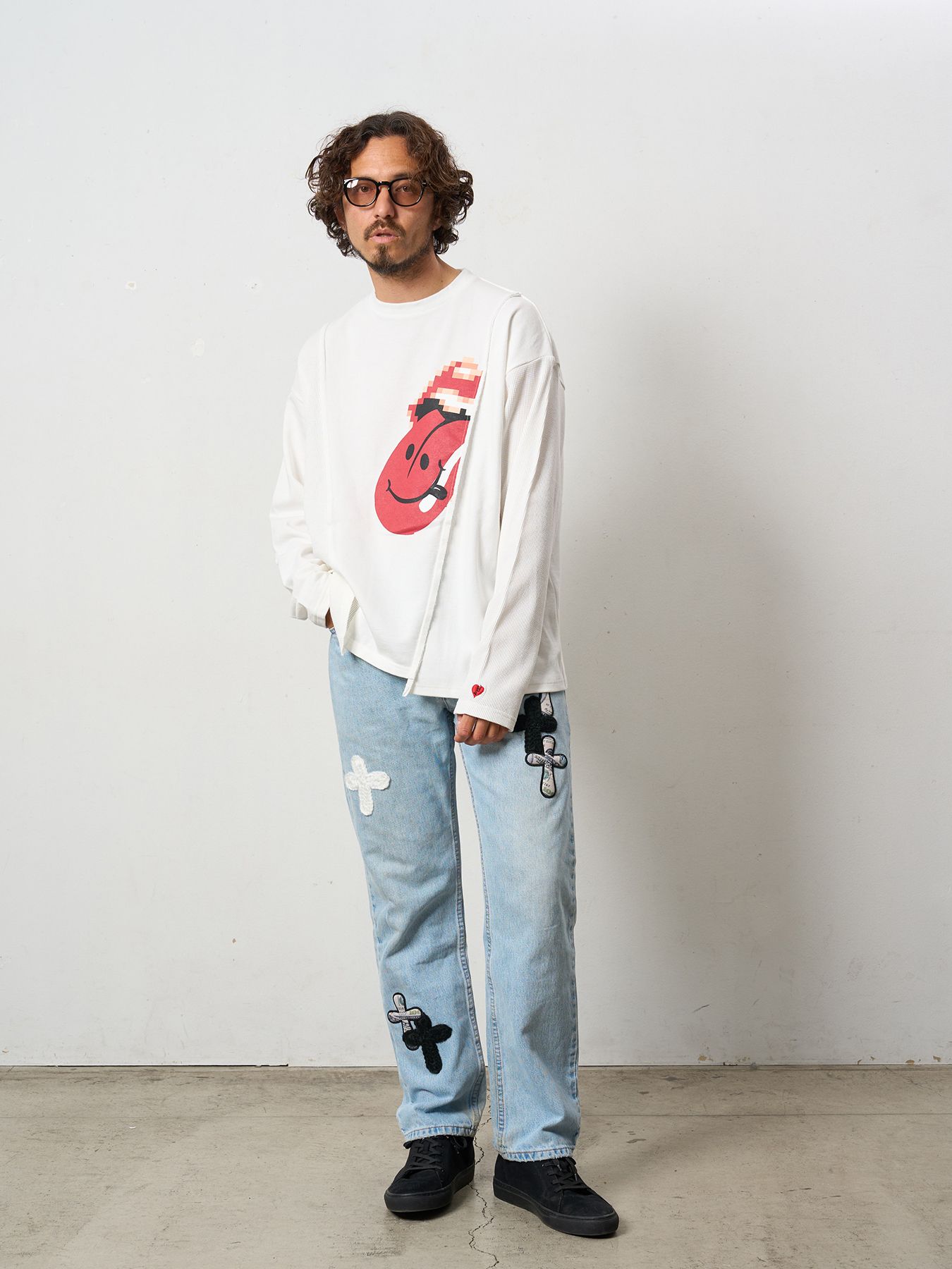 【予約品 5月8日(木) AM10時 締切】 3MIXレイヤードカットオフ モザイクプリント LS ワイドシルエットTシャツ / ホワイト