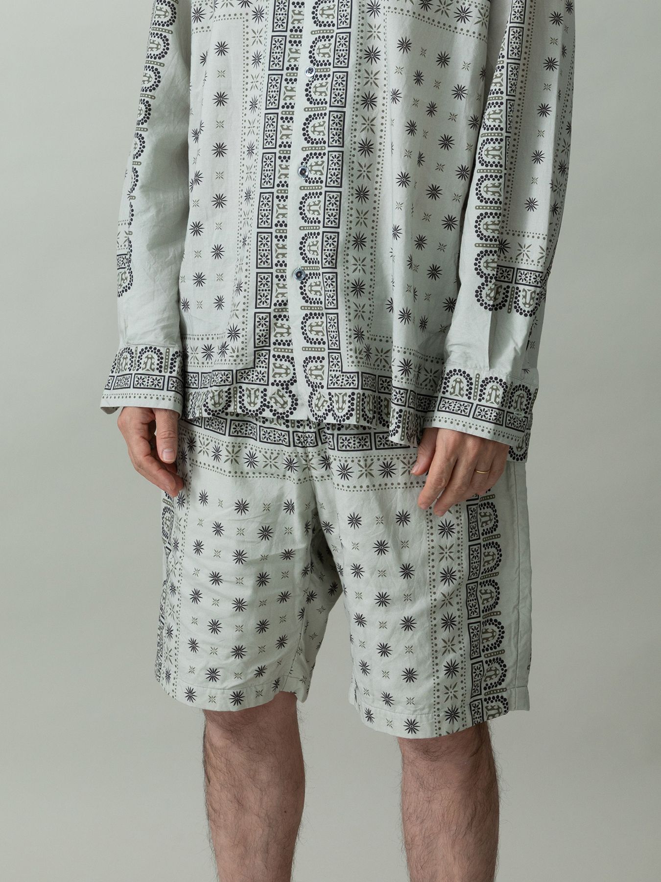 【予約品 2月1日(日) 締切】VINTAGEBANDANA SHORTS / ヴィンテージバンダナ柄 ショーツ / アイボリー