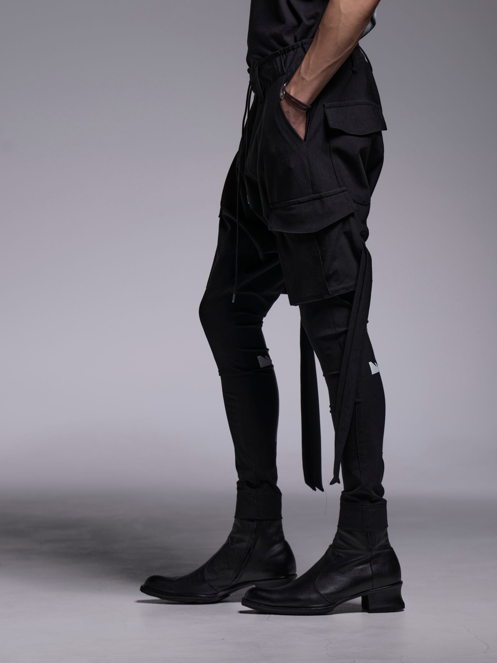 【予約品 1月4日(日) 締切】Sarrouel Pants / サルエルパンツ（プリントあり） / ブラック