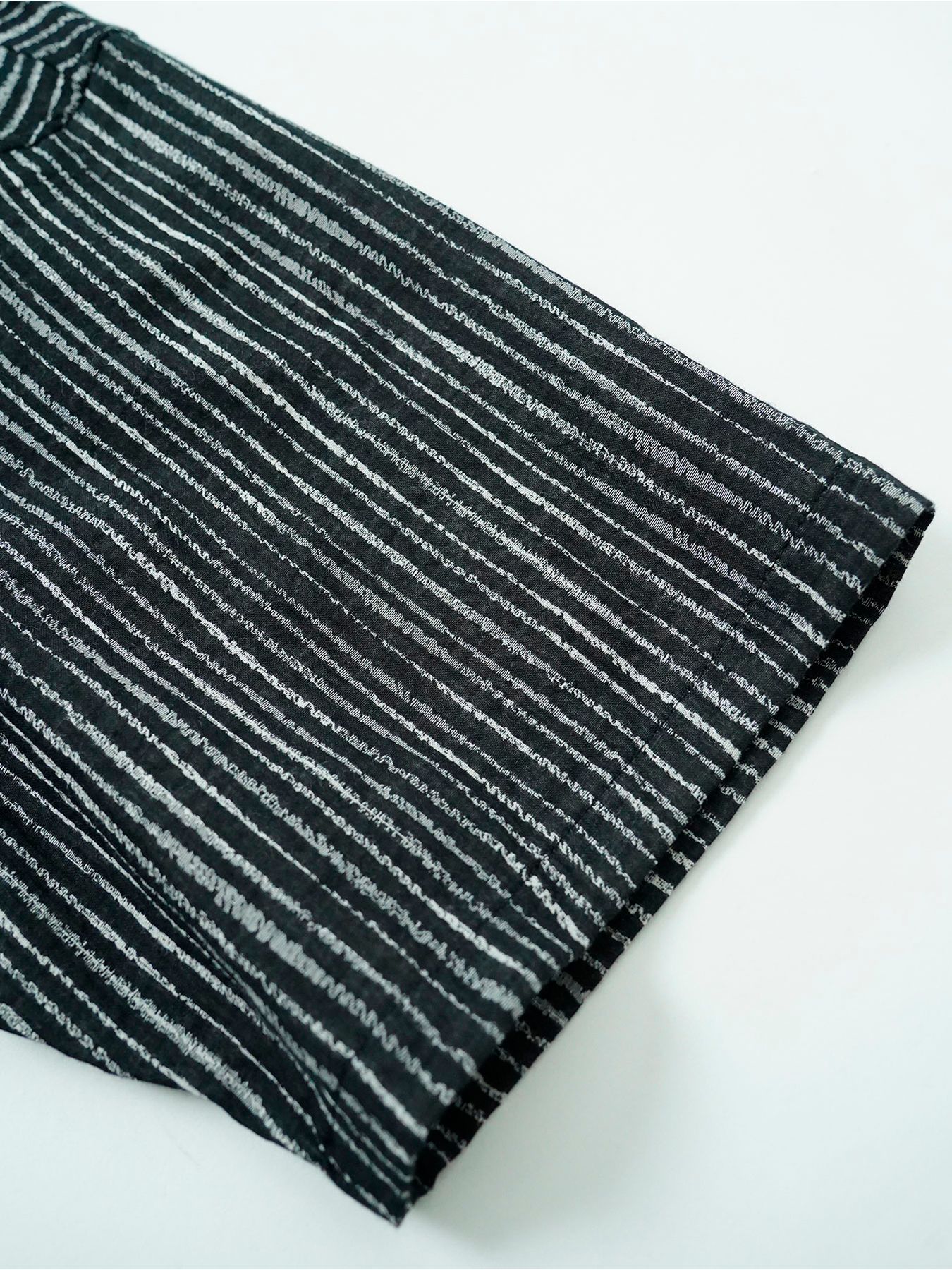 【予約品 11月9日(月) 締切】WAVESTRIPESHIRT / ジャガードストライプシャツ / ブラック