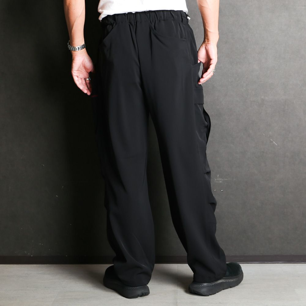 N.HOOLYWOOD - 【ラスト1点-サイズ36】 ×Gramicci / CARGO PANTS - BLACK / 2242-CP24-023  peg | chemical conbination