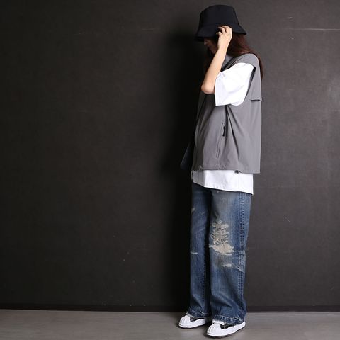 【VICTIM】【Calvin Klein Jeans】【Y-3】【Maison MIHARA YASUHIRO】コーディネート(女性モデル166cm)