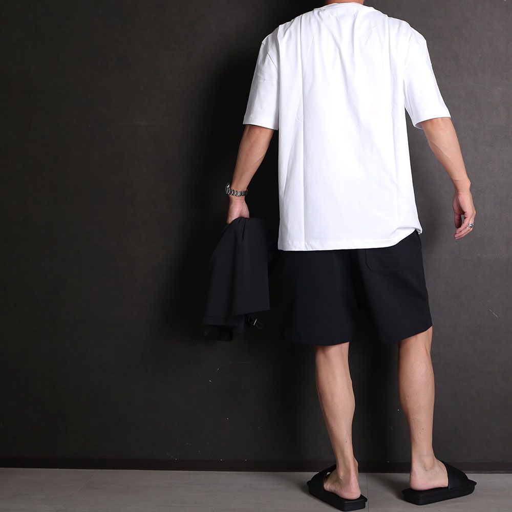 【VICTIM】【Calvin Klein Jeans】【Y-3】コーディネート