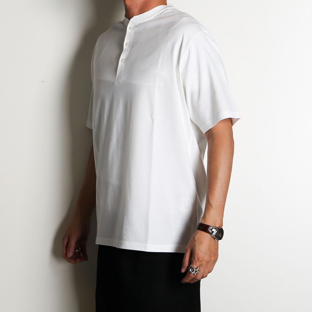 【ラスト1点-サイズ4】 HENLEY NECK TEE - WHITE / 30/1オーガニックコットン空紡天竺 - ヘンリーネックTee / M26B14CS01B