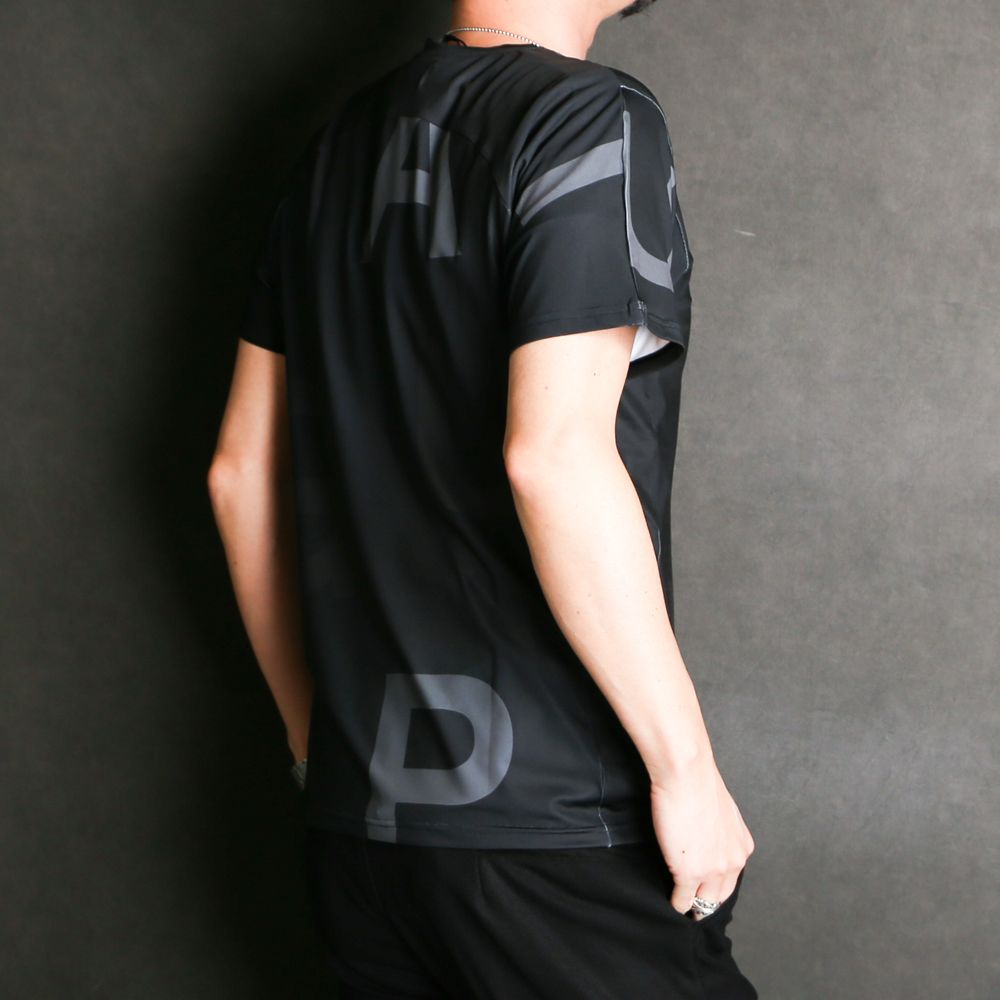 Rash guard S/S / ランダムロゴ ラッシュガードTシャツ / UST-21012
