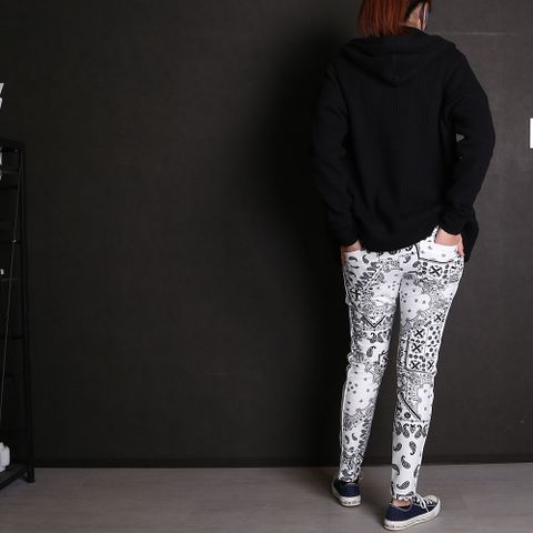 Seagreen×RESOUND CLOTHING(女性モデル173cm)