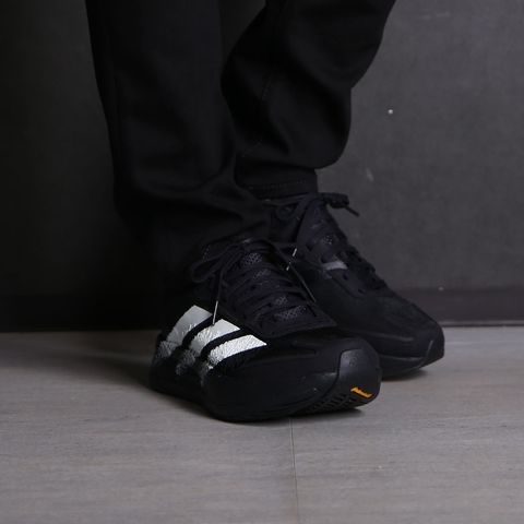 【MINEDENIM】【DSQUARED2】【Y-3】モノトーンコーディネート