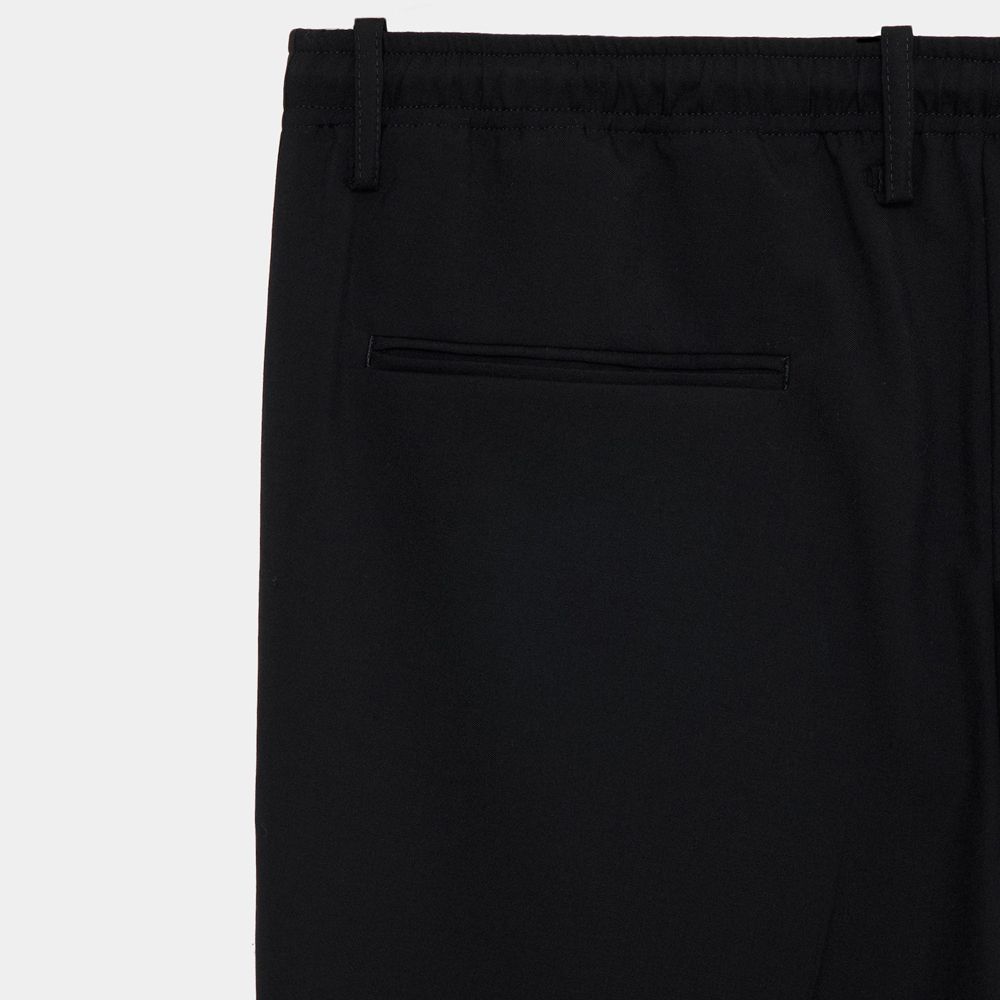 ONE TUCK TAPERED EASY PANTS - BLACK / オーガニックウール2/80トロピカル - ワンタックテーパードイージーパンツ / A26B04PT01C (4月下旬入荷予定)