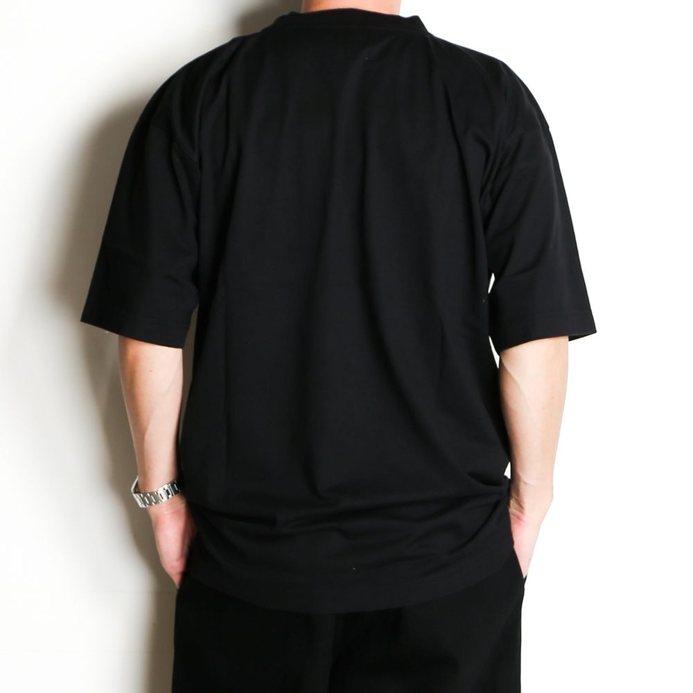 【in・stru(men-tal).】 embroidery  T-shirt / I08TS531