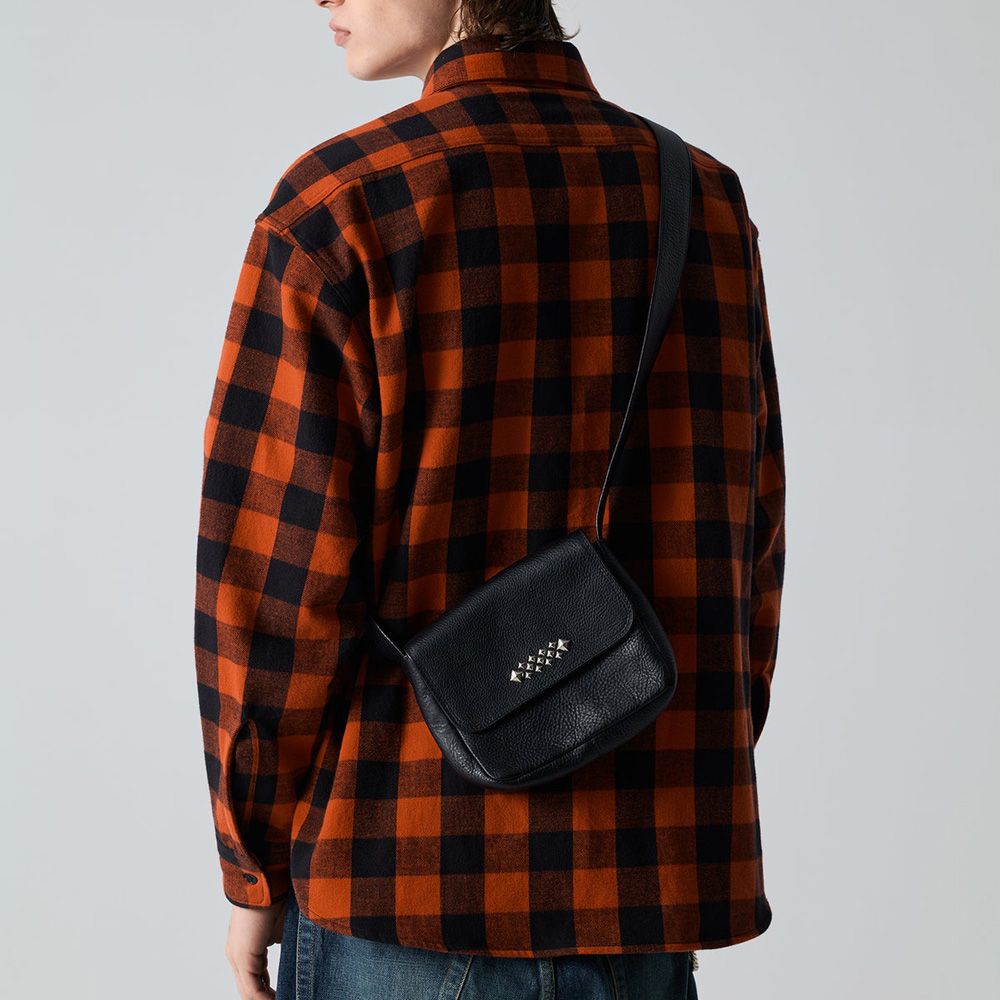 STUDS LEATHER SHOULDER POUCH BAG / スタッズ ショルダーポーチ / CL-26SS004LE