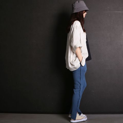 【TAAKK】【VICTIM】【FACETASM】【Maison MIHARA YASUHIRO】コーディネート(女性モデル166cm)