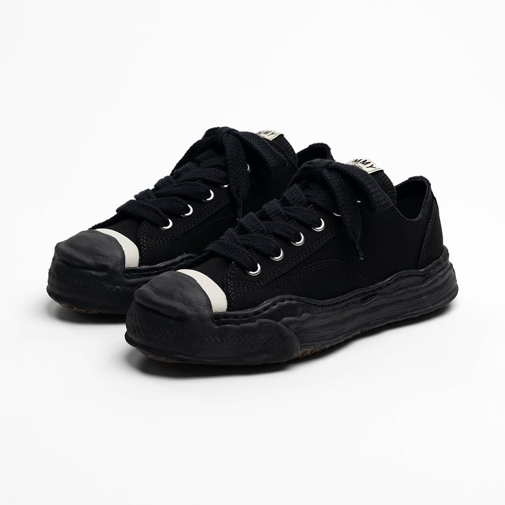 "HANK"(ハンク) original sole toe cap sneaker LOW canvas - BLACK × BLACK / A05FW702