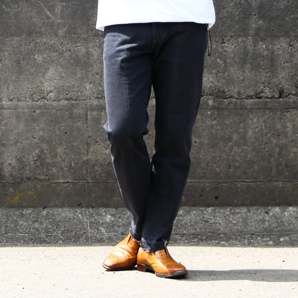 WASHED DENIM PANTS / センタースリット デニムパンツ / VTM-21-P-032
