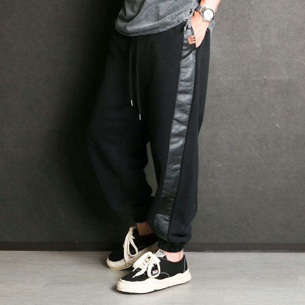 Maison MIHARA YASUHIRO - Side painted pants / A07PT572 | chemical