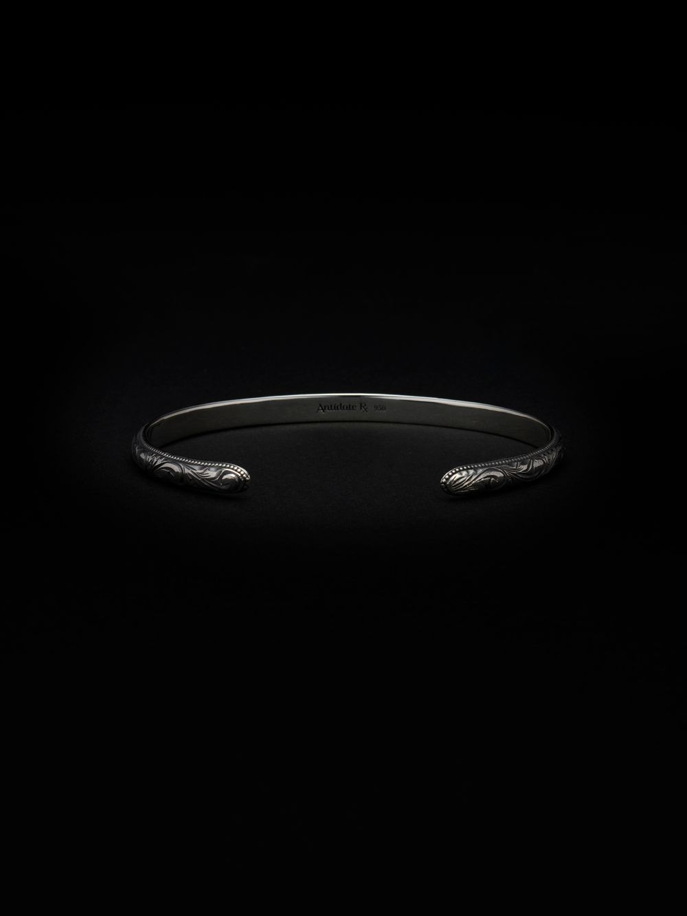 Engraved Narrow Bangle / バングル / RX-612-1