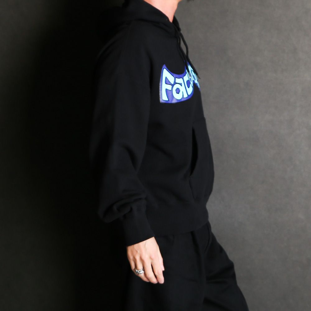 【国内買付】FACETASM 90s GRAPHIC HOODIE フーディー パーカー FACETASM - 90s GRAPHIC HOODIE - PINK / グラフィック