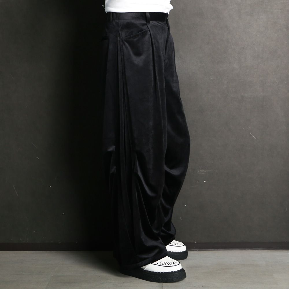 "Velvet" Draped Velvet Tuck Pants - Black / ベルベット タックパンツ / TA26AW-PT066