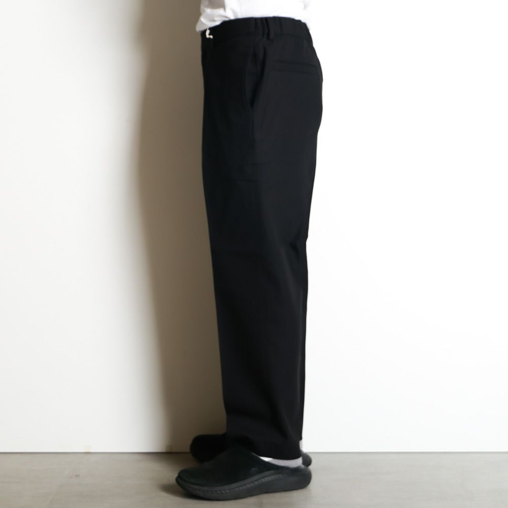 FLAT TAPERED TROUSERS - BLACK / オーガニックコットン サバイバルクロス - フラットテーパードイージートラウザーズ / A26A93PT01C
