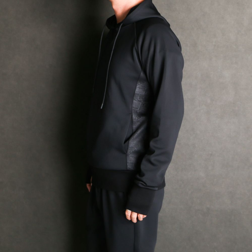 DOUBLE KNIT EMBOSS LOGO P/O HOODIE / プルオーバー フーディー / 12562