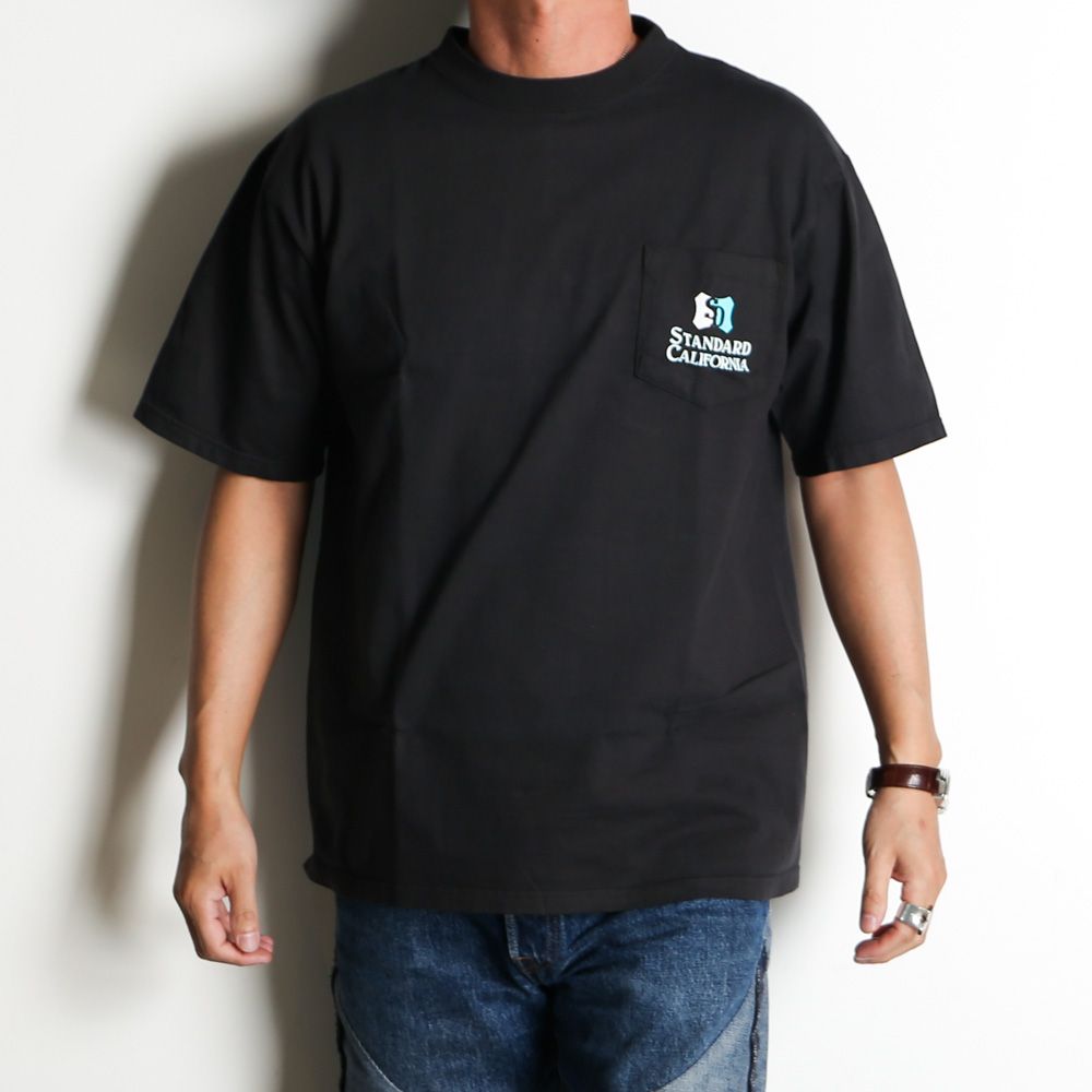 STANDARD CALIFORNIA - SD Heavyweight Shield Logo Pocket T - Black