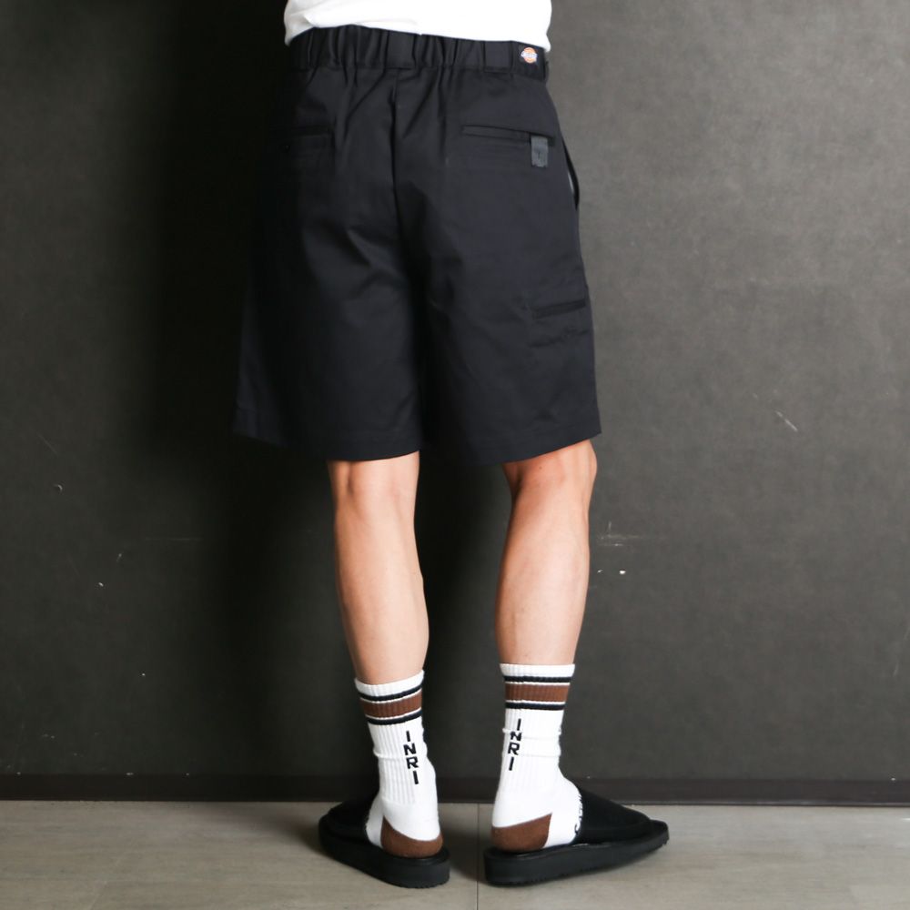 × DICKIES / 2TUCK HALF PANTS - BLACK / 2261-CP41-029