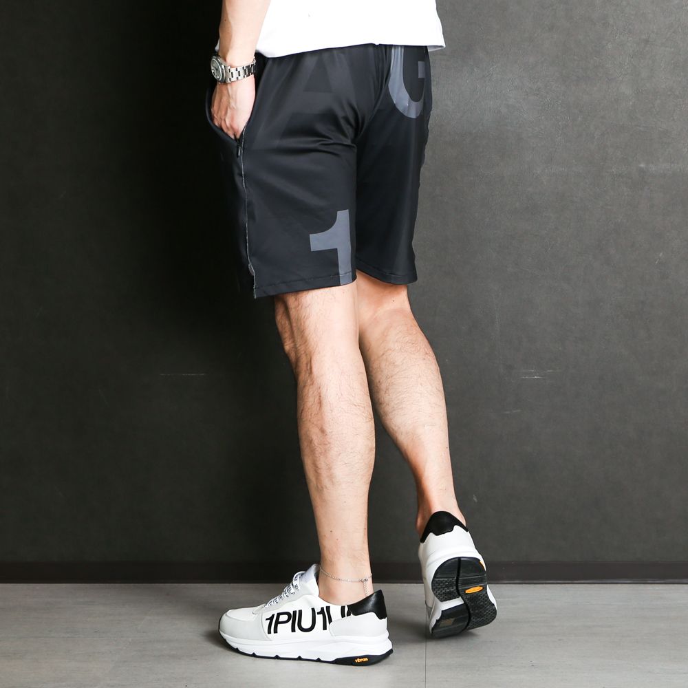 Rash guard SHORTS / ランダムロゴ ラッシュガードハーフパンツ / USB-21012