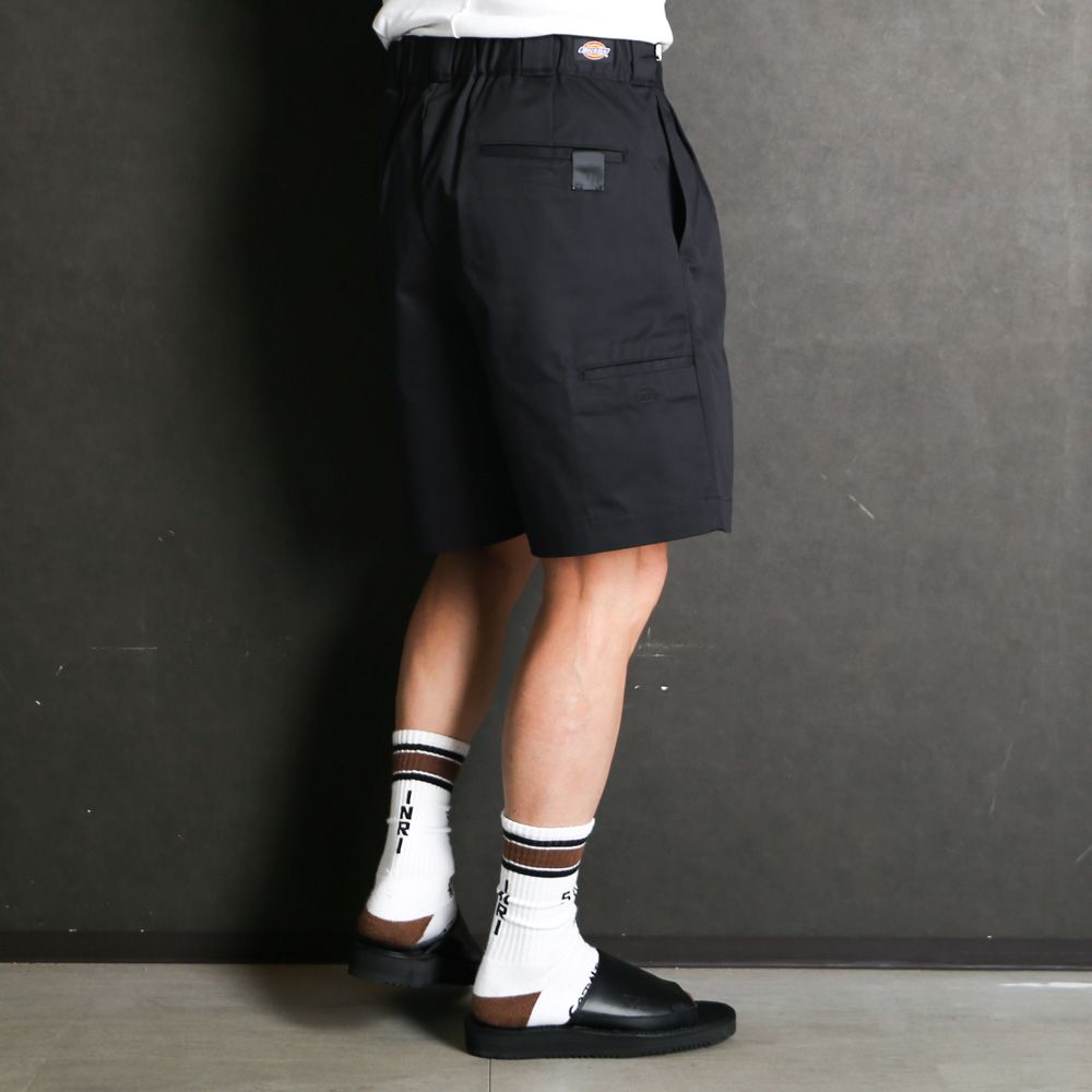 × DICKIES / 2TUCK HALF PANTS - BLACK / 2261-CP41-029