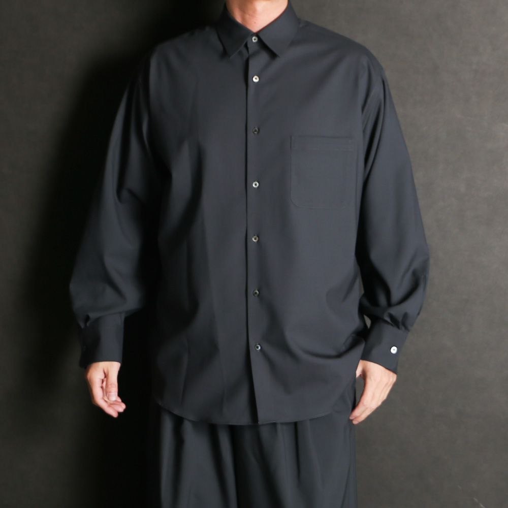 【ラスト1点-サイズ3】 COMFORT FIT SHIRT - CHARCOAL / オーガニックウール2/80トロピカル - コンフォートフィットシャツ / A26A15SH01C