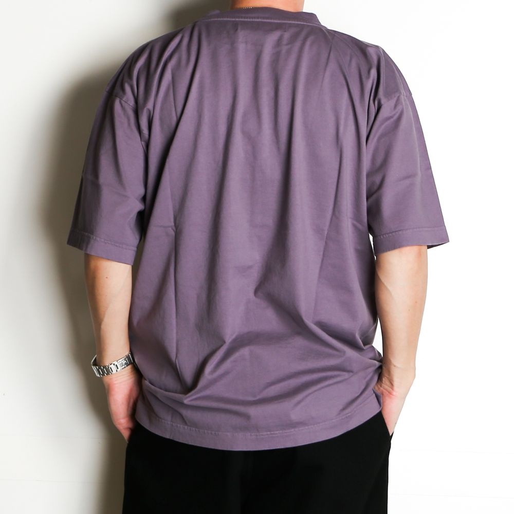 【in・stru(men-tal).】 embroidery  T-shirt / I08TS531