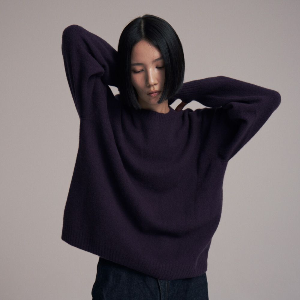 Seamless knit sweater - Wool & cashmere & silk / シームレス クルーネックセーター - ウール & カシミヤ & シルク / SN-592C
