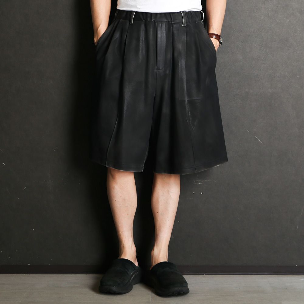 "Leather Coating Jersey" Short Track Pants - Black / レザーコーティングジャージ ショートトラックパンツ / TA26SS-PT090