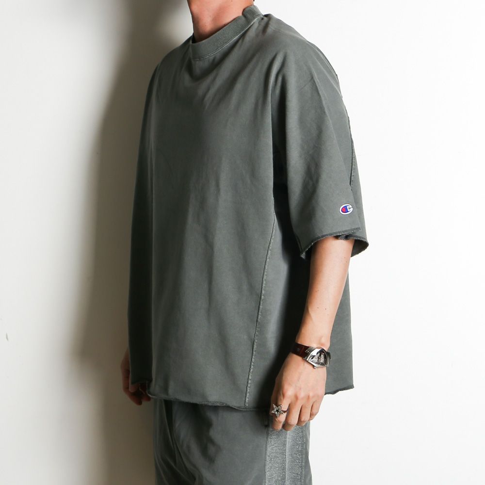 × Champion / T-SHIRT - GRAY / C8-D357