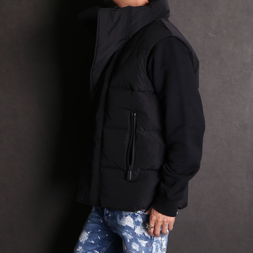 DSQUARED2 - Puffer Vest / ダウンベスト / S74FB0316/S53353