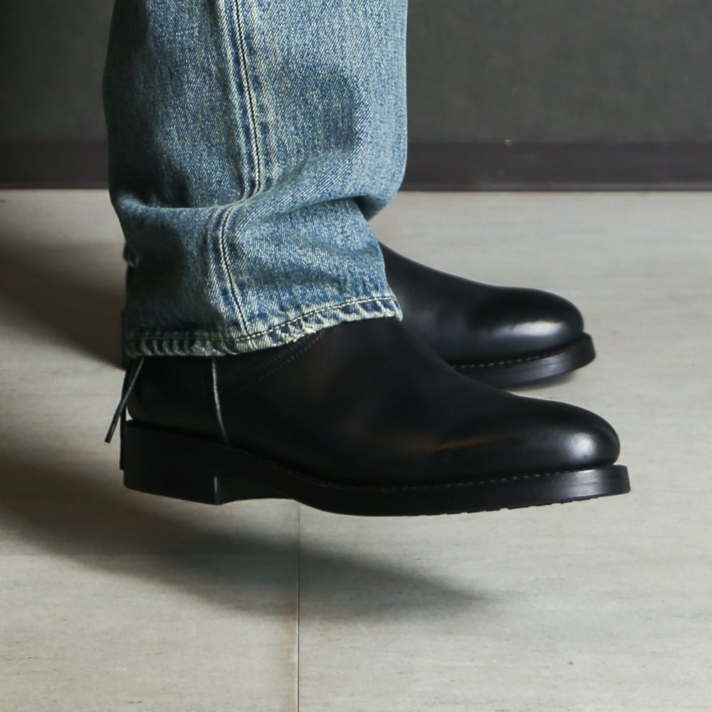 Leather Back Laceup Boots - BLK / MGK-008