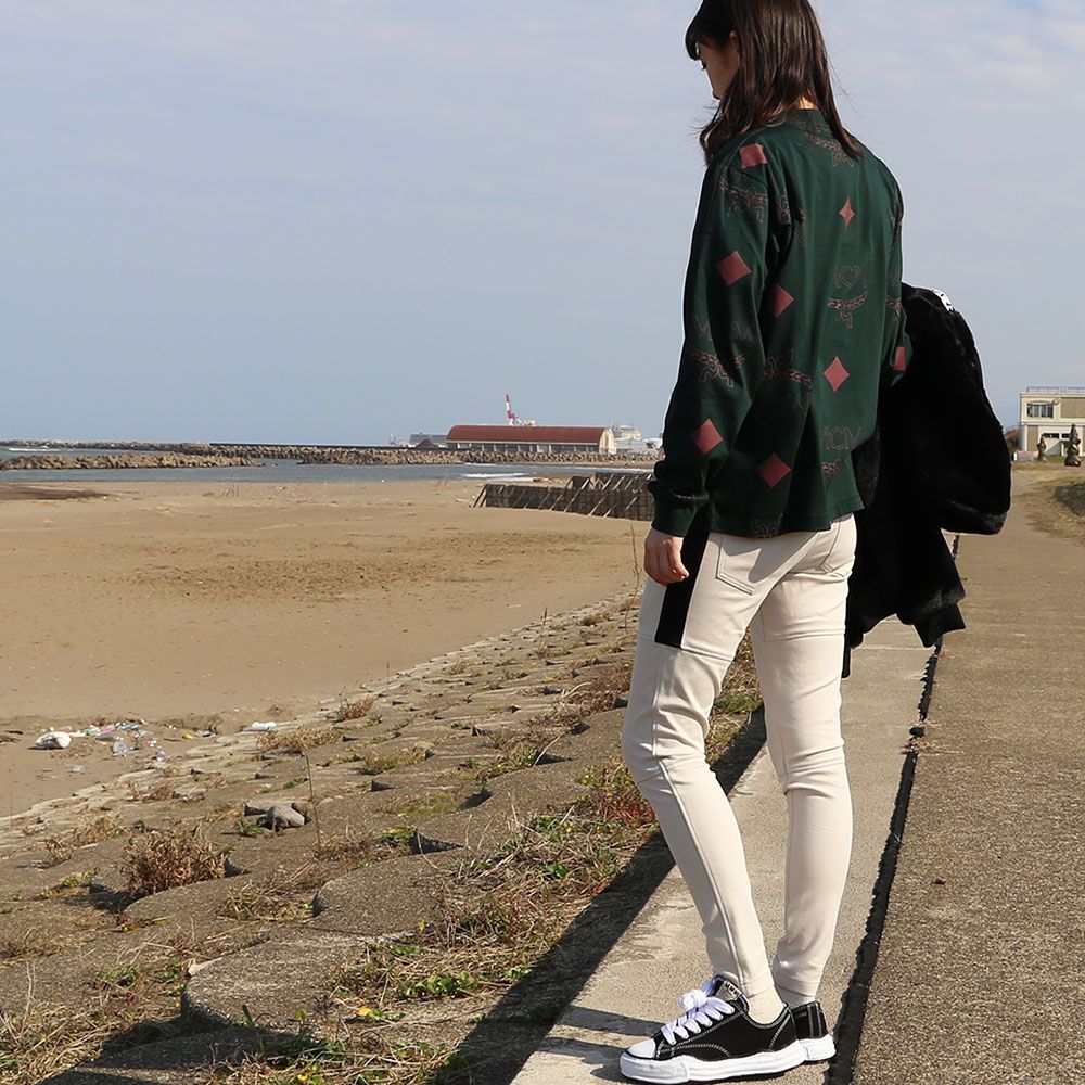 【1PIU1UGUALE3 RELAX】【PHENOMENON】【RESOUND CLOTHING】【Maison MIHARA YASUHIRO】コーディネート(女性モデル167cm)