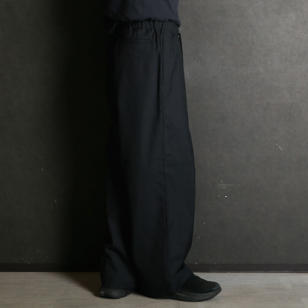 WIDE CYLINDER FIT EASY PANTS - CHANBRAY BLACK / 2/72 ウールトロピカルワッシャー - ワイドシリンダーフィット イージーパンツ / M26A11PT01C