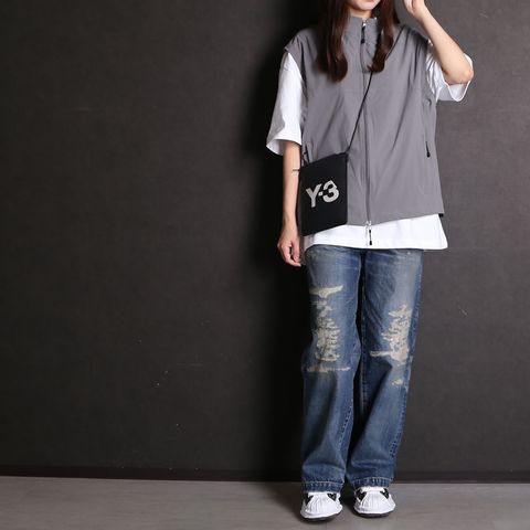 【VICTIM】【Calvin Klein Jeans】【Y-3】【Maison MIHARA YASUHIRO】コーディネート(女性モデル166cm)