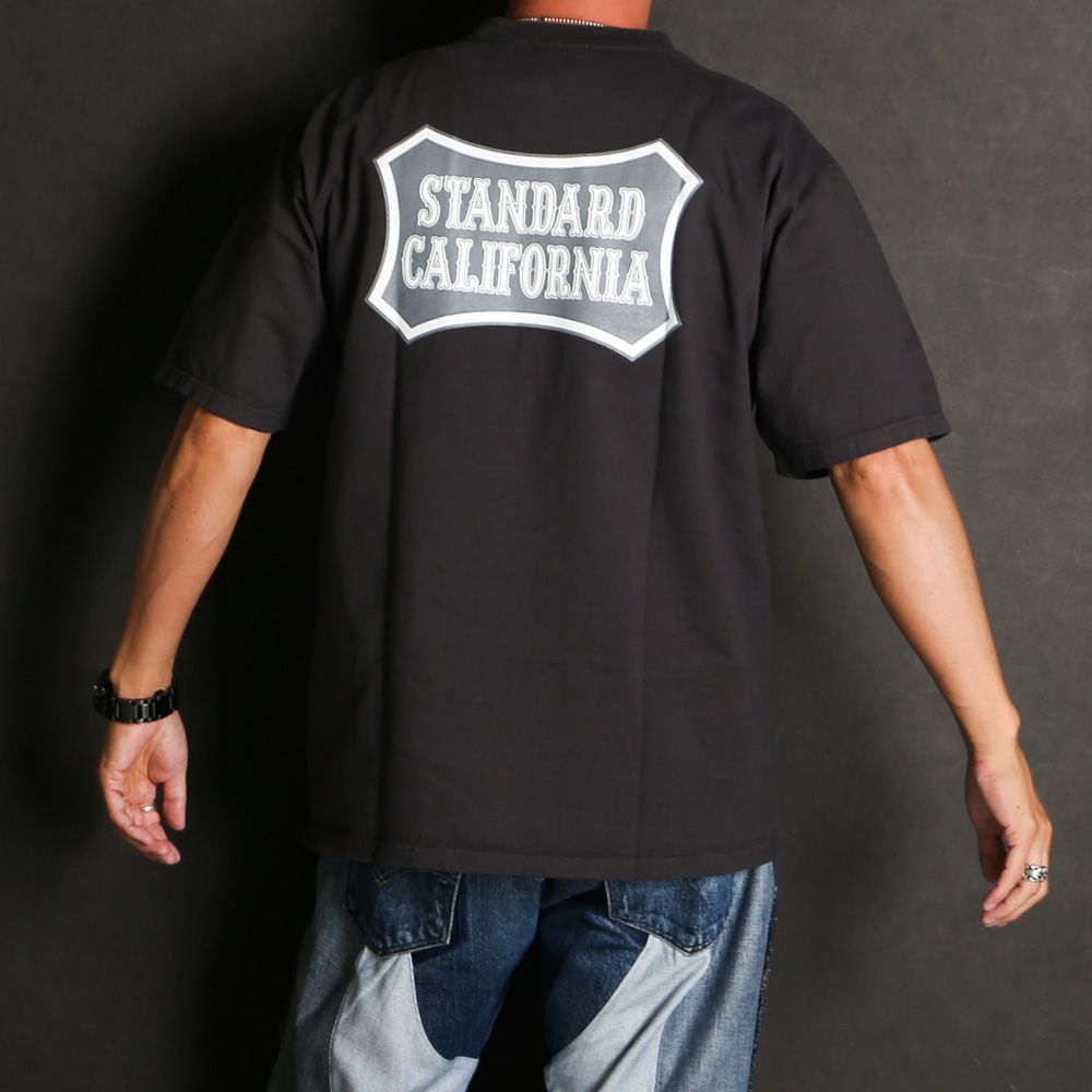 STANDARD CALIFORNIA - SD Heavyweight Basic Shield Logo T - Black