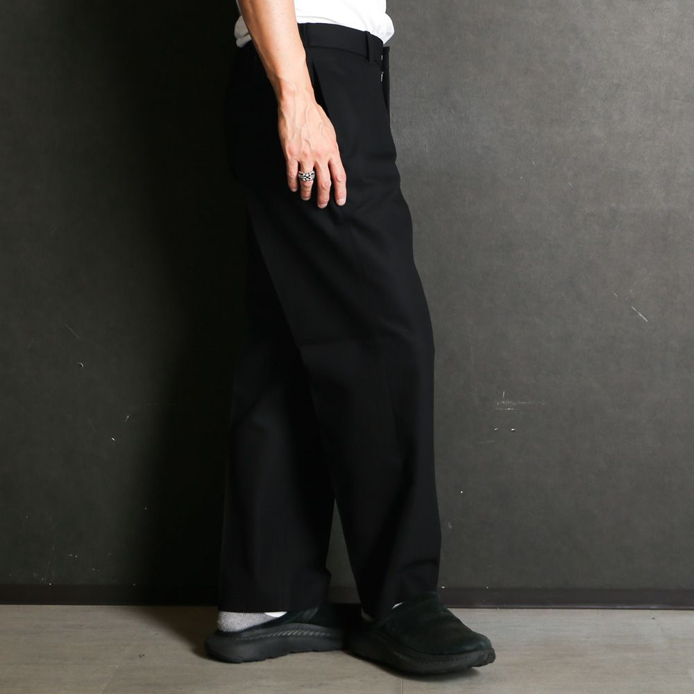 FLAT TAPERED TROUSERS - BLACK / オーガニックコットン サバイバルクロス - フラットテーパードイージートラウザーズ / A26A93PT01C