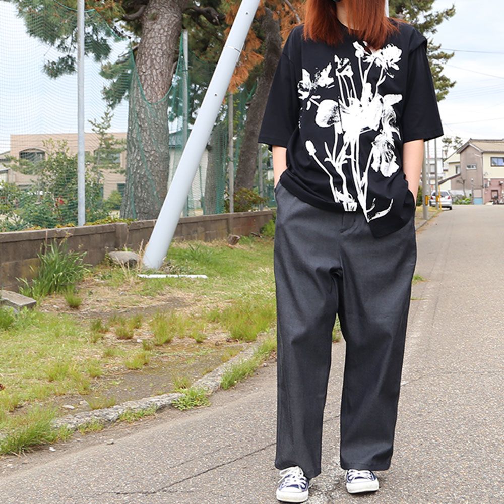TAAKK×superNova.(女性モデル173cm)