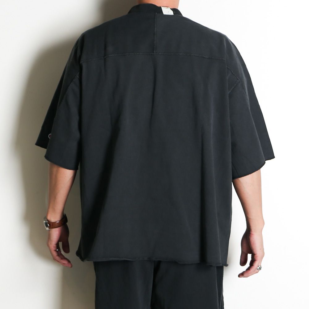 × Champion / T-SHIRT - CHARCOAL / C8-D357