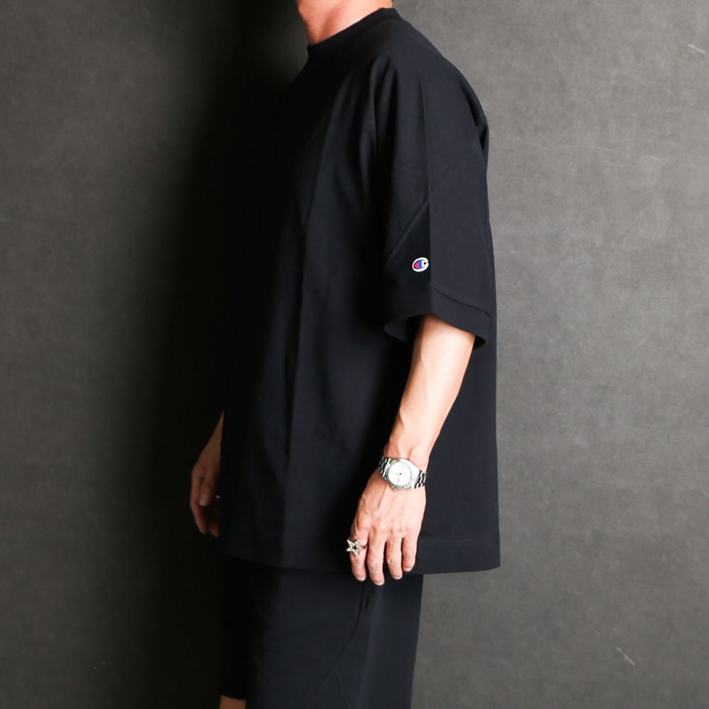× Champion / CREWNECK T-SHIRT / C8-Z345