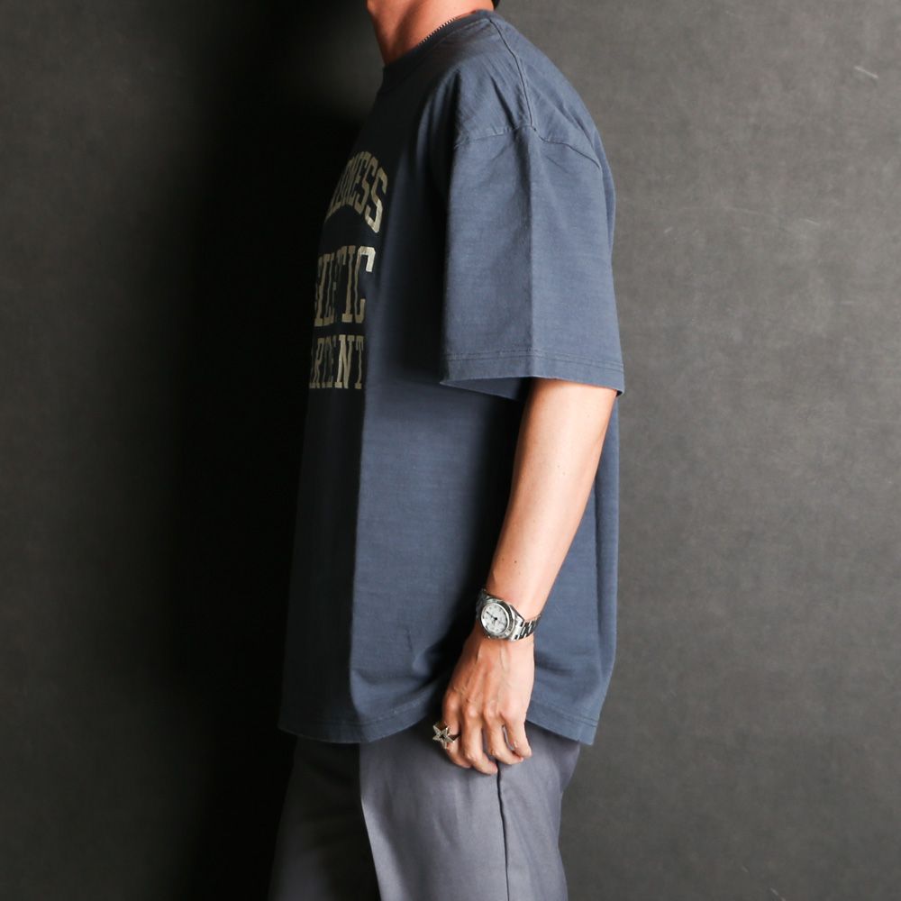 MADNESS VINTAGE COLLEGE T-SHIRT - Blue / 25SS-T-JTE01-D001