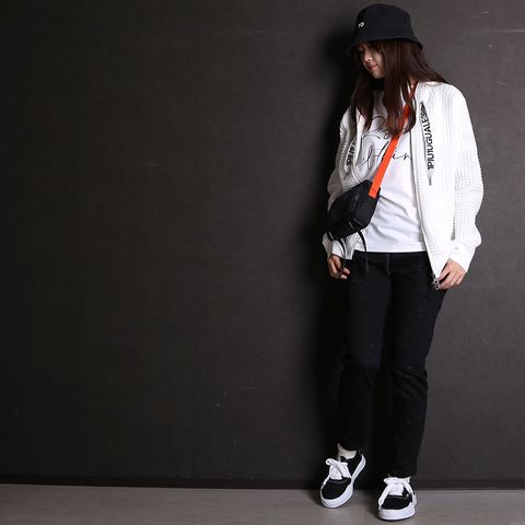 【1PIU1UGUALE3 RELAX】【RESOUND CLOTHING】【Y-3】【Calvin Klein Jeans】【Maison MIHARA YASUHIRO】(女性モデル166cm)