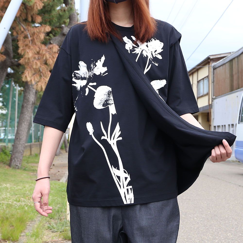 TAAKK×superNova.(女性モデル173cm)