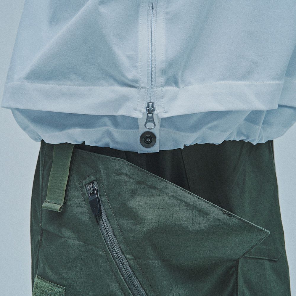 THE DEFORMED S/S PULLOVER WITH UTILITY POCKETS - WHITE / 2501006
