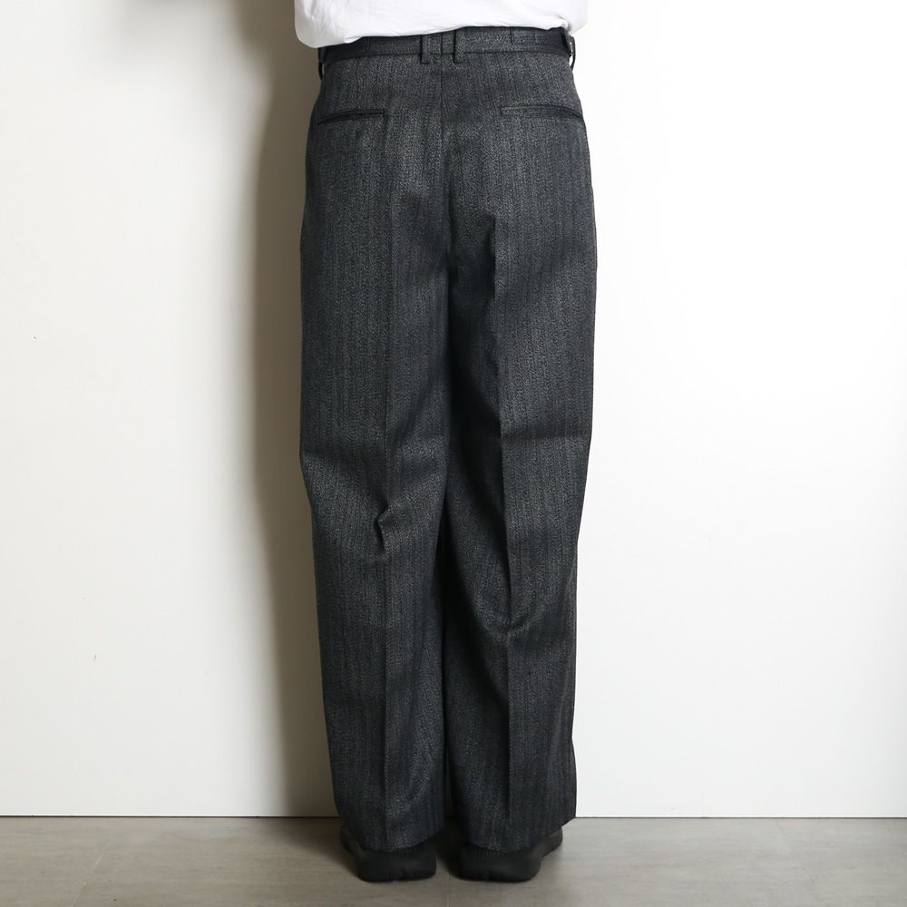Single Pleat Wide Trousers - Gray / オーガニックウール撚り杢へリンボン - シングルプリーツワイドトラウザーズ / M26C20PT01C