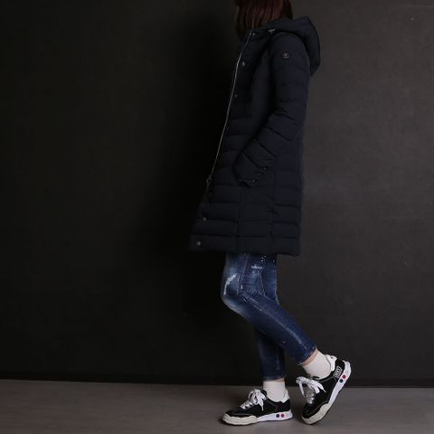 【CAPE HORN】【Iroquois】【DSQUARED2】【Maison MIHARA YASUHIRO】 コーデ(女性モデル166cm)