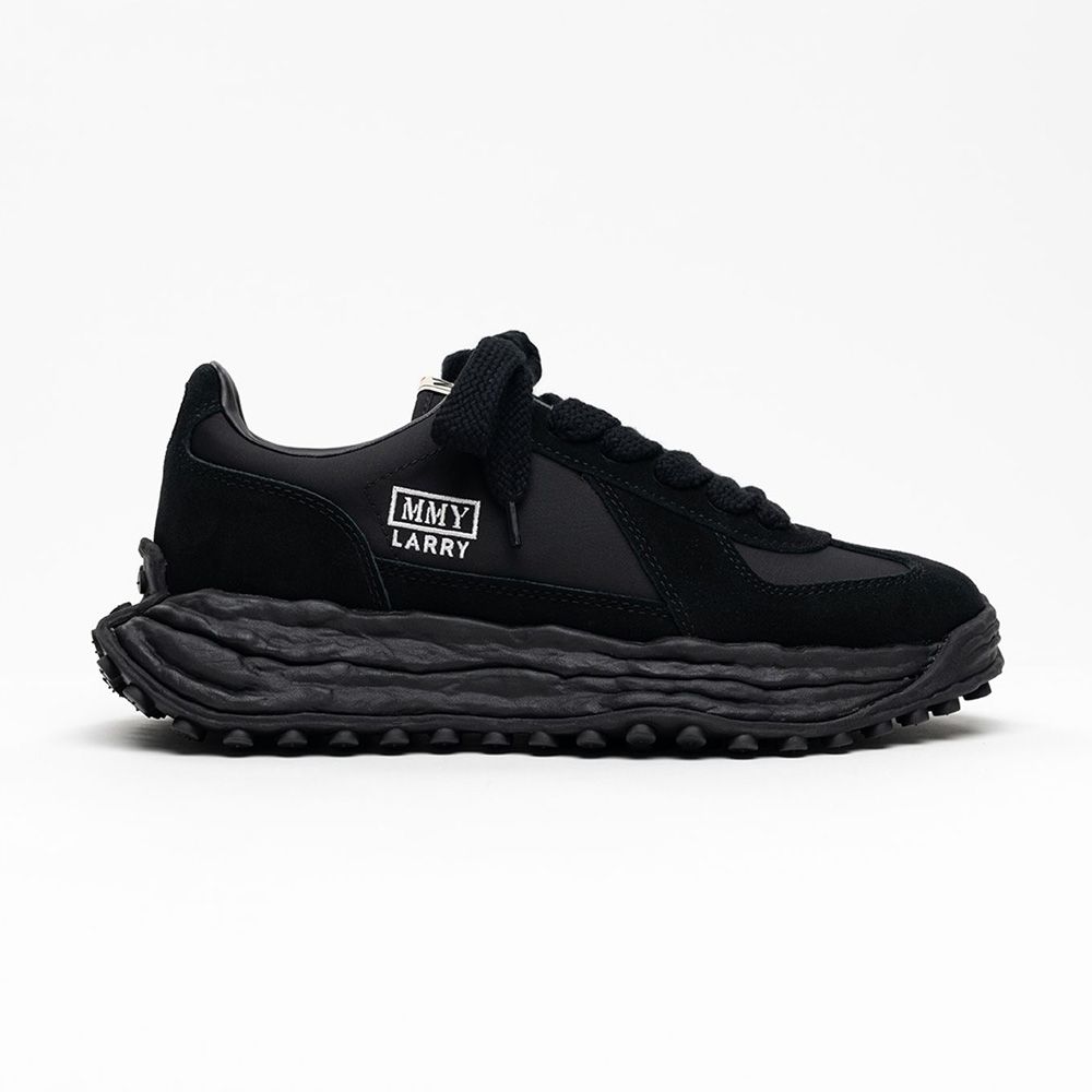 "LARRY"(ラリー) original sole Mix Material Low-top Sneaker - BLACK × BLACK / A14FW703