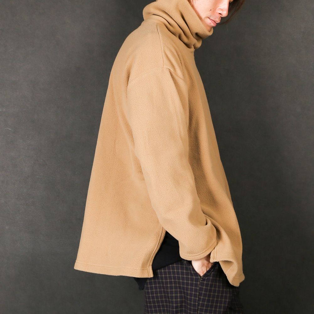FLEECE HI NECK SIDE VENTS CS / マイクロフリース サイドベンツ カットソー / 180204
